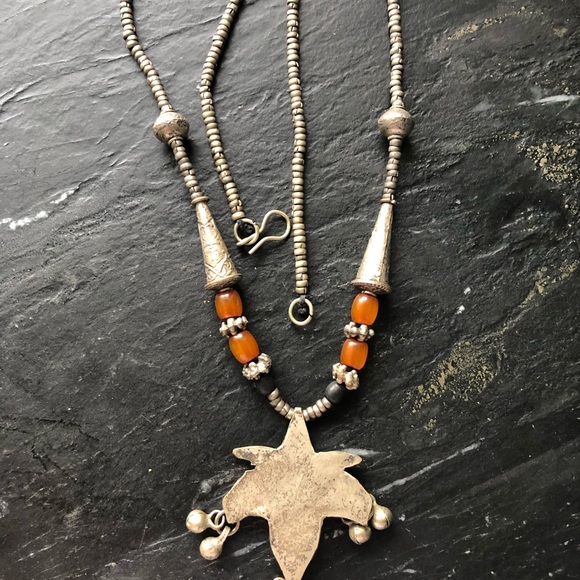 Boho silver and lapis necklace - Picture 2 of 4